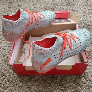 Men's 9 Puma Future 4.1 Netfit Soccer Cleats